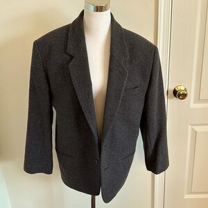 Women’s LEMAIRE Gray Boxy Oversized Blazer. Size S